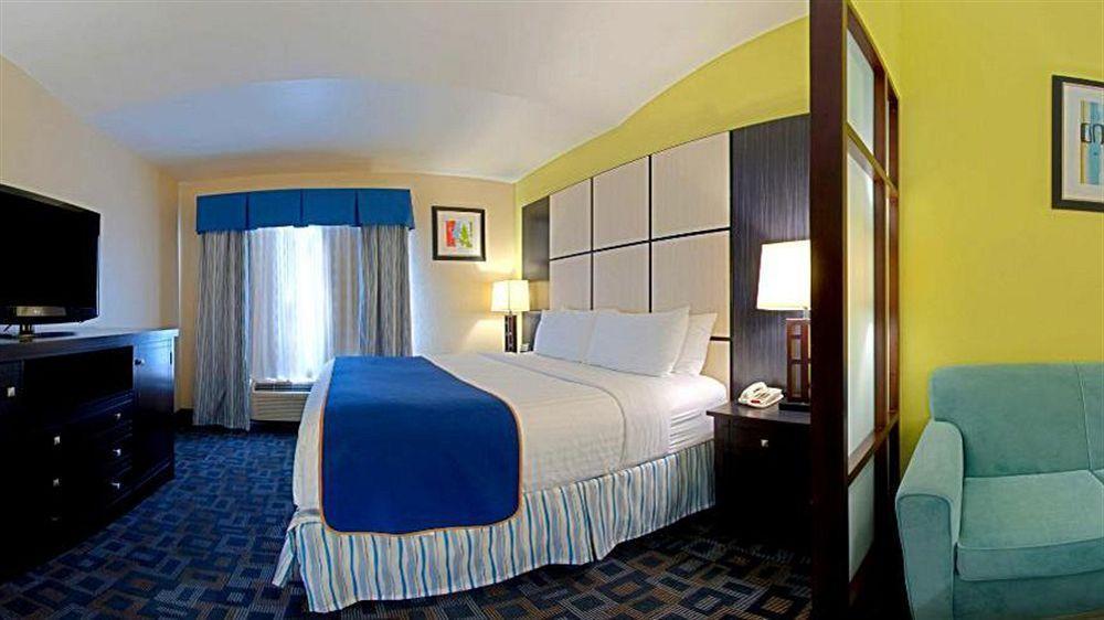 Отель Super 8 By Wyndham Irving Dfw Airport/South Экстерьер фото